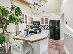 534 W Springfield Avenue, Philadelphia PA 19118