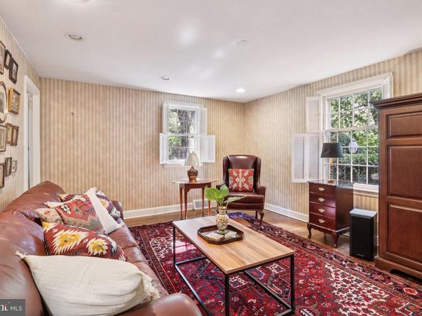534 W Springfield Avenue, Philadelphia PA 19118