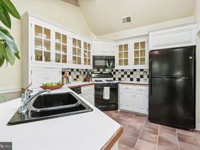 534 W Springfield Avenue, Philadelphia PA 19118