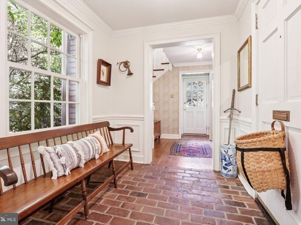 534 W Springfield Avenue, Philadelphia PA 19118