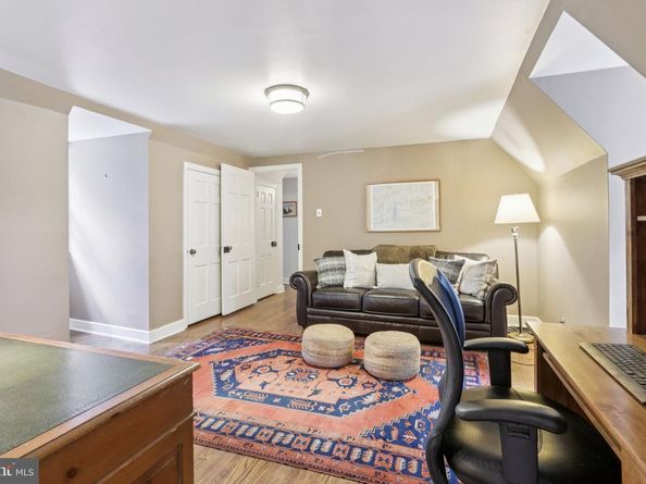 534 W Springfield Avenue, Philadelphia PA 19118