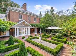 9900 New London Drive, Potomac MD 20854