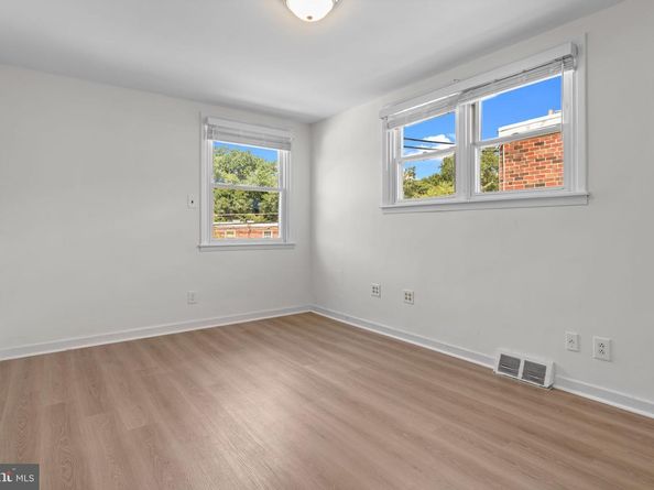 8614 Agusta Street, Philadelphia PA 19152