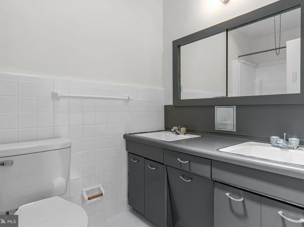 8614 Agusta Street, Philadelphia PA 19152