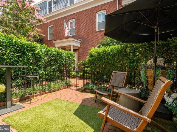 300 S Columbus Street, Alexandria VA 22314