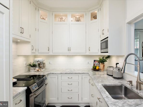 300 S Columbus Street, Alexandria VA 22314