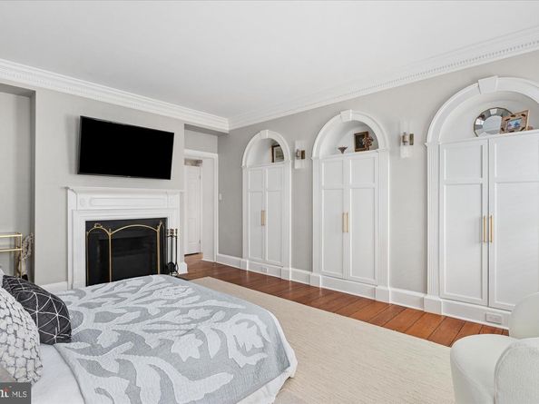 300 S Columbus Street, Alexandria VA 22314