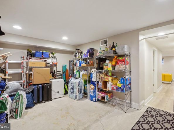 1917 H Street NE, Washington DC 20002