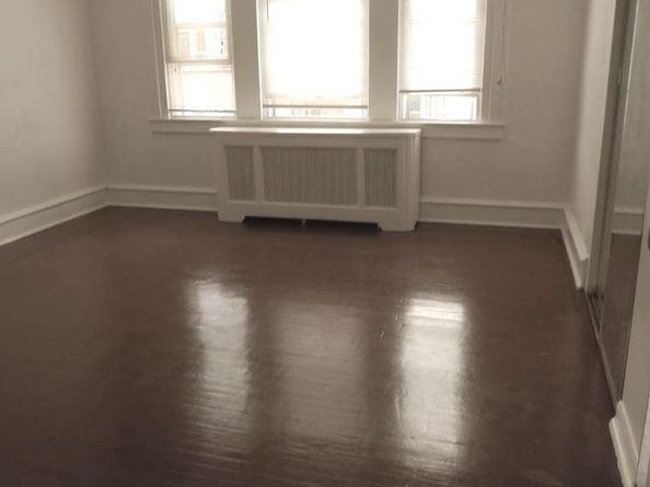 6453 N Smedley Street, Philadelphia PA 19126