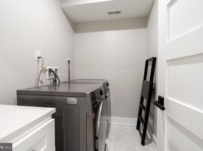 430 15TH Street SE, Washington DC 20003