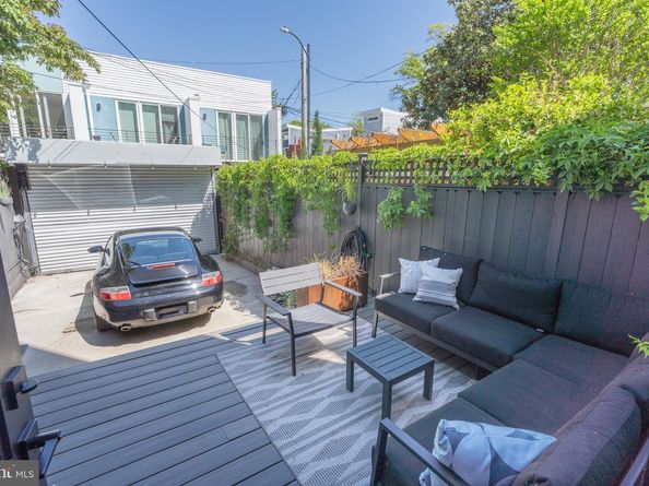 430 15TH Street SE, Washington DC 20003