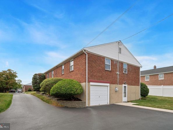 945 Springhaven Road, Springfield PA 19064