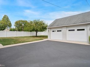 945 Springhaven Road, Springfield PA 19064