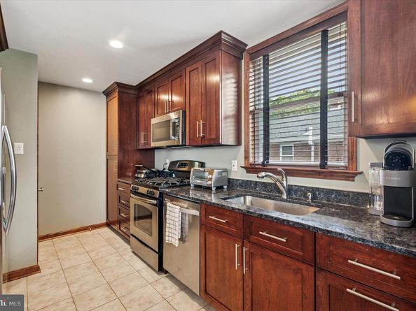 945 Springhaven Road, Springfield PA 19064