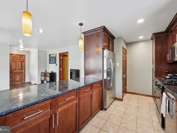 945 Springhaven Road, Springfield PA 19064
