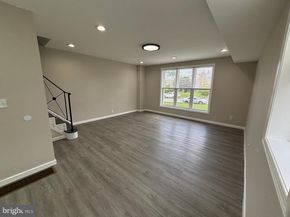 6470 Ardleigh Street, Philadelphia PA 19119