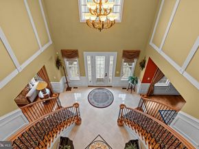 288 Jane Chapman Drive E E, Newtown PA 18940