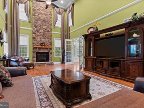 288 Jane Chapman Drive E E, Newtown PA 18940