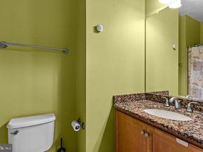 288 Jane Chapman Drive E E, Newtown PA 18940