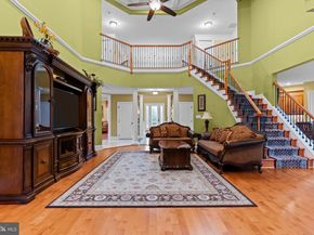 288 Jane Chapman Drive E E, Newtown PA 18940