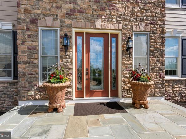 288 Jane Chapman Drive E E, Newtown PA 18940