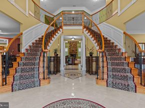 288 Jane Chapman Drive E E, Newtown PA 18940