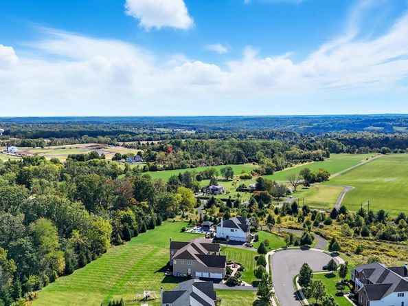288 Jane Chapman Drive E E, Newtown PA 18940