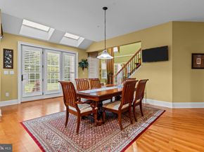 288 Jane Chapman Drive E E, Newtown PA 18940