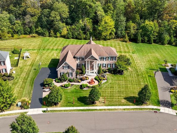 288 Jane Chapman Drive E E, Newtown PA 18940