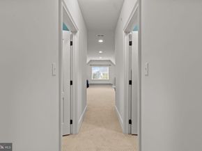 288 Jane Chapman Drive E E, Newtown PA 18940