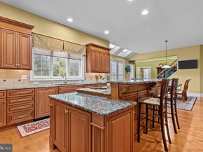 288 Jane Chapman Drive E E, Newtown PA 18940