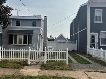 2241 Pratt Street