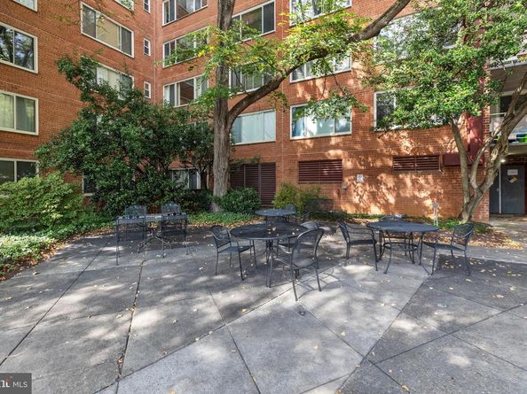 4000 Tunlaw Road NW 220, Washington DC 20007