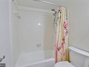 11603 Vantage Hill Road 22C, Reston VA 20190