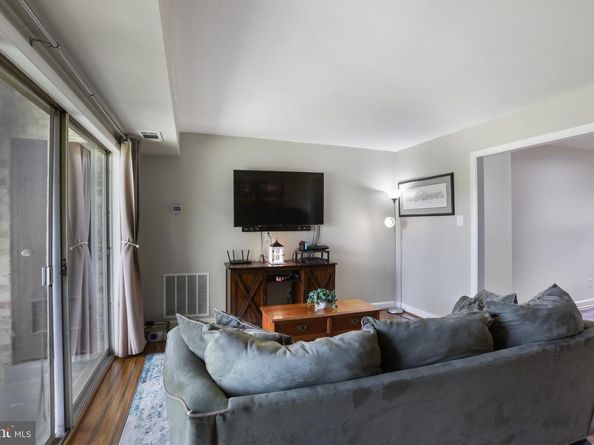 11603 Vantage Hill Road 22C, Reston VA 20190