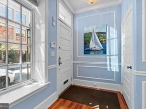 2019 Rittenhouse Square, Philadelphia PA 19103