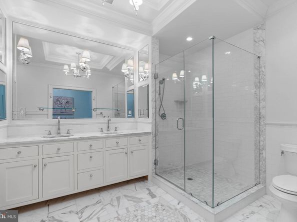 2019 Rittenhouse Square, Philadelphia PA 19103