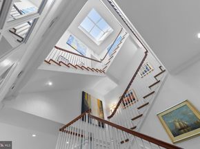 2019 Rittenhouse Square, Philadelphia PA 19103