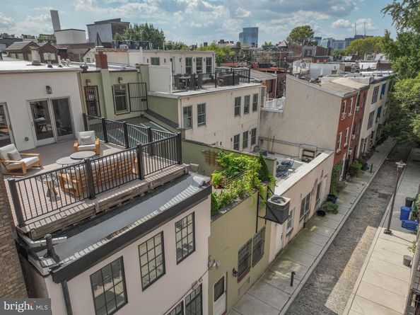 2019 Rittenhouse Square, Philadelphia PA 19103