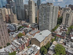 2019 Rittenhouse Square, Philadelphia PA 19103