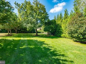 217 Pleasant Street SW, Vienna VA 22180