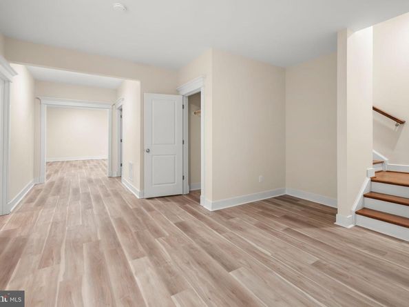 217 Pleasant Street SW, Vienna VA 22180