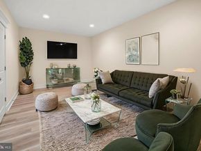 217 Pleasant Street SW, Vienna VA 22180