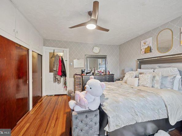 512 Crest Avenue, Elkins Park PA 19027