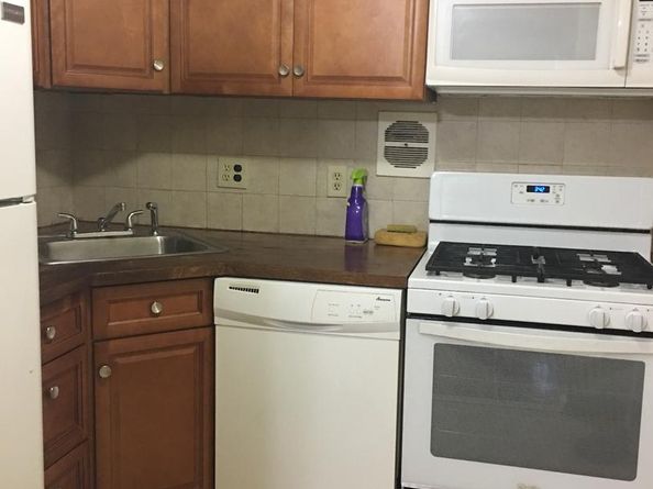 7 Brighton Village Drive, Broomall PA 19008