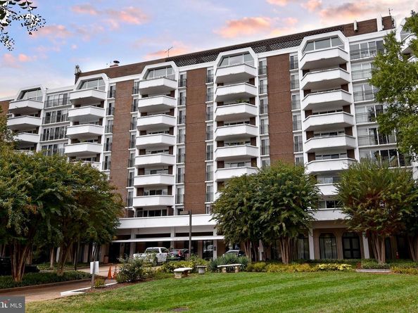 700 7TH Street SW 608, Washington DC 20024
