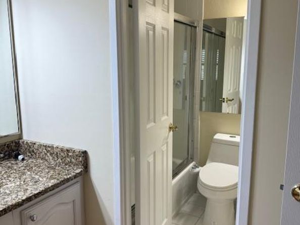 205 Yoakum Parkway 626, Alexandria VA 22304