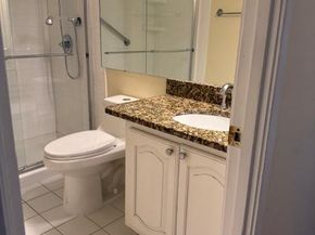 205 Yoakum Parkway 626, Alexandria VA 22304