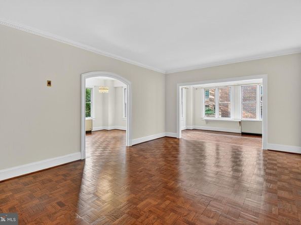 4000 Cathedral Avenue NW 208B, Washington DC 20016