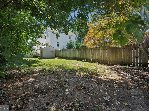 623 Hermitage Street, Philadelphia PA 19128